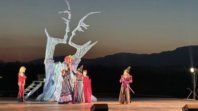 Триумфът на любовта над омразата в мюзикъла “Ромео и Жулиета“ трогна публиката на брега на древния Севтополис