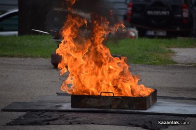Демонстрации на действия при ПТП и битови пожари - РСПБЗН Казанлък