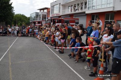 Демонстрации на действия при ПТП и битови пожари - РСПБЗН Казанлък