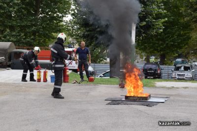 Демонстрации на действия при ПТП и битови пожари - РСПБЗН Казанлък
