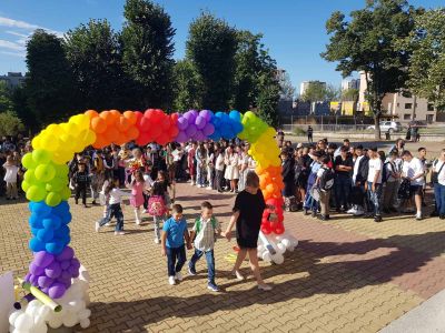 Честит първи учебен ден и на добър час от ОУ „Чудомир“ – гр. Казанлък