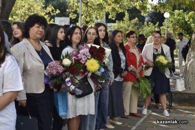 Директорът на ПХГ “Св. Св. Кирил и Методий“: Днес нашата гимназия отваря врати за 143-ри път, за да посрещне своите възпитаници