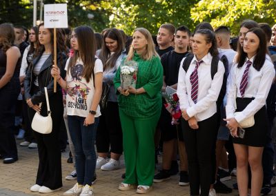 81 осмокласници прекрачиха прага на ПГЛПТ за Новата учебна година