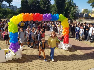 Честит първи учебен ден и на добър час от ОУ „Чудомир“ – гр. Казанлък / Новини от Казанлък