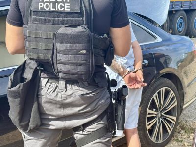 Непълнолетен открадна автомобил и го изостави край Николаево / Новини от Казанлък