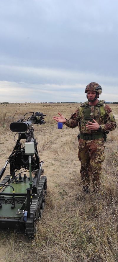 Съвместни занятия по инженерна подготовка с военнослужещи от България и Италия се проведоха на УЦ „Тюлбе“ в Казанлък 