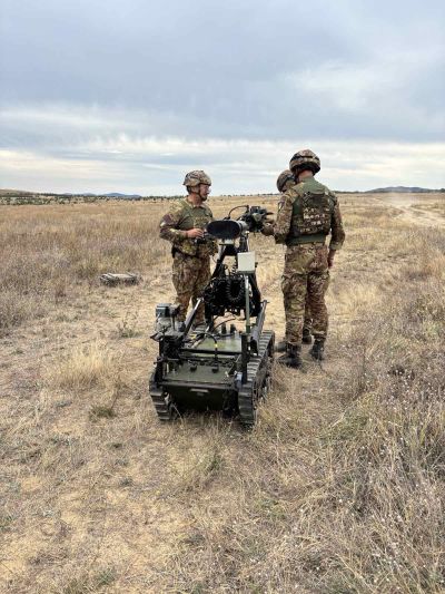 Съвместни занятия по инженерна подготовка с военнослужещи от България и Италия се проведоха на УЦ „Тюлбе“ в Казанлък 