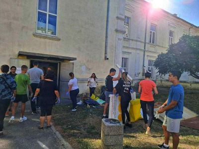 ПХГ „Св. Св. Кирил и Методий“ се включи в кампанията „Да изчистим България заедно“, давайки ценен урок по отговорност и съпричастност