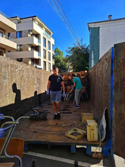 ПХГ „Св. Св. Кирил и Методий“ се включи в кампанията „Да изчистим България заедно“, давайки ценен урок по отговорност и съпричастност