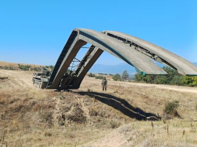 Инженерна рота от 61-ва Механизирана бригада проведе успешно ротно тактико-специално учение на Тюлбето / Новини от Казанлък