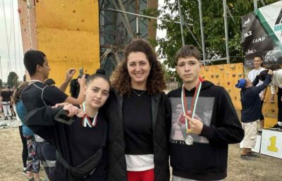 Учениците на ПГЛПТ станаха отборен шампион по спортно катерене на общинското първенство / Новини от Казанлък