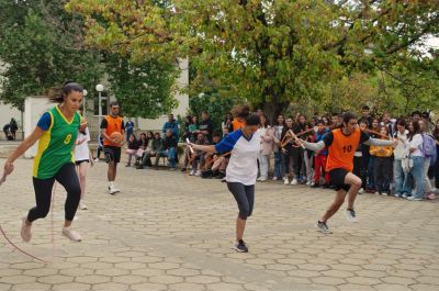 В истински празник се превърна Европейския ден на спорта в училище в ПХГ „Св. Св. Кирил и Методий“