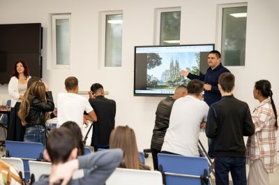 С тематично състезание в ПГЛПТ отбелязаха Европейският ден на езиците