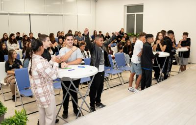 С тематично състезание в ПГЛПТ отбелязаха Европейският ден на езиците