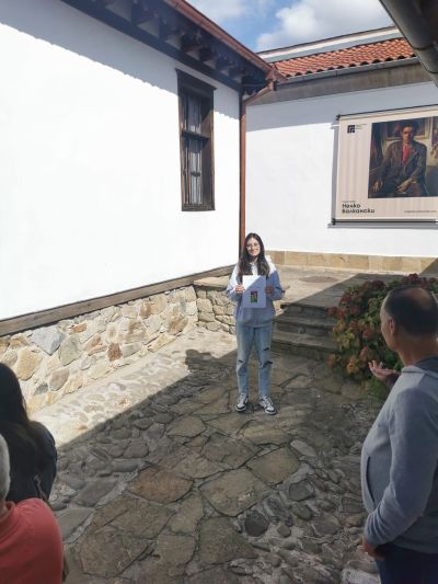 В Казанлък бе открита изложбата от Националния конкурс за рисунка и фотография „Нарисувай стих“