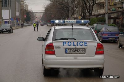Велосипедист пострада при сблъсък с паркиран автомобил в Казанлък / Новини от Казанлък