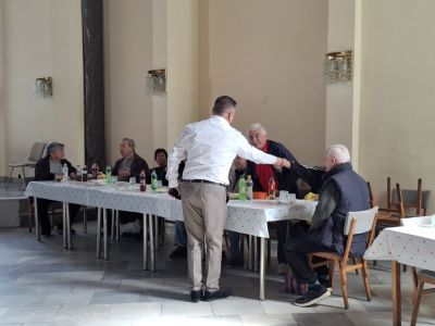 Кметът Иса Бесоолу и павелбанските пенсионери отпразнуваха заедно Международния ден на възрастните хора 