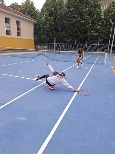 С нова спортна площадка и модерна визия ОУ “Георги Кирков“ отбеляза Европейския ден на спорта в училище - 2025 г. под надслов: „Активни, здрави и силни“ 