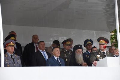 Кметът Бесоолу бе гост на празника на 61 Стрямска механизирана бригада 