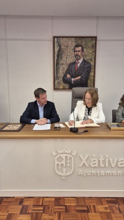 По покана на генералния консул на Република България във Валенсия, Казанлък гостува на испанския град Хатива 