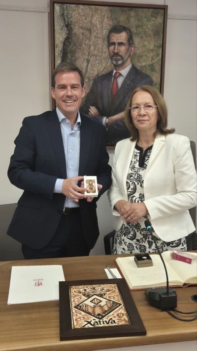 По покана на генералния консул на Република България във Валенсия, Казанлък гостува на испанския град Хатива 