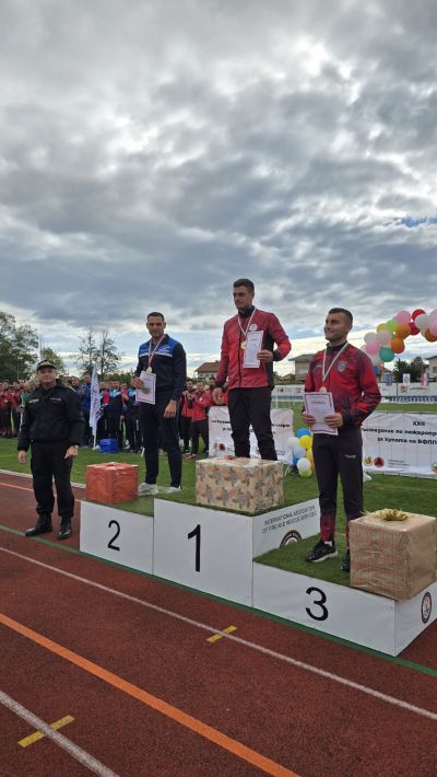 Отборът на РДПБЗН-Стара Загора спечели комплексното класиране и купата в 22-рото състезание по пожароприложен спорт