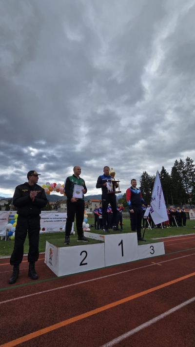 Отборът на РДПБЗН-Стара Загора спечели комплексното класиране и купата в 22-рото състезание по пожароприложен спорт