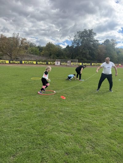 Десетки деца и техните родители участваха в състезанието “Мама, татко и аз 11“ в Казанлък