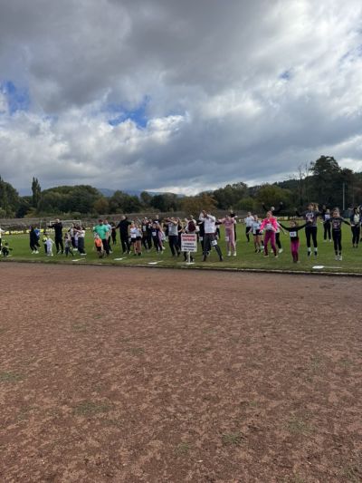 Десетки деца и техните родители участваха в състезанието “Мама, татко и аз 11“ в Казанлък