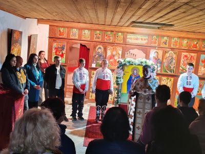 Село Енина отбеляза храмовия си празник на Петковден