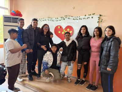 „Жените на Казанлък“ и ОбУ „Св. св. Кирил и Методий“ - Ръжена отбелязаха Деня на благотворителността със съвместна инициатива / Новини от Казанлък