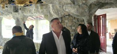 Кметът Иса Бесоолу с първа копка за ремонт на плажа в Павел баня