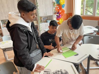 „Жените на Казанлък“ и ОбУ „Св. св. Кирил и Методий“ - Ръжена отбелязаха Деня на благотворителността със съвместна инициатива