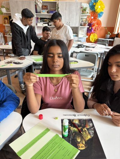 „Жените на Казанлък“ и ОбУ „Св. св. Кирил и Методий“ - Ръжена отбелязаха Деня на благотворителността със съвместна инициатива