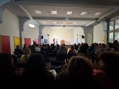 Приказният свят на Чудомир оживя в сърцето на Франция 