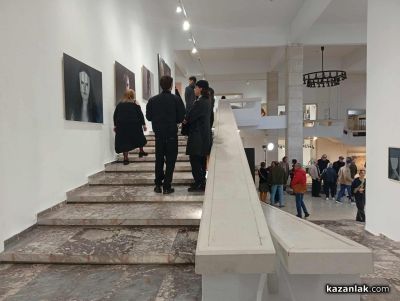 В Художествената галерия - Казанлък беше открит проектът „Изплуване“ 