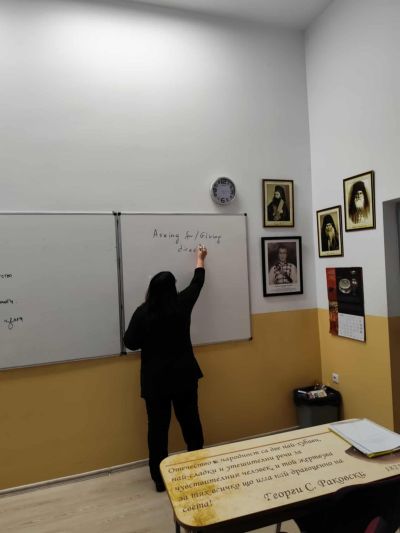 Подготовката за международния проект по Еразъм+ тече в ППМГ „Никола Обрешков“ 