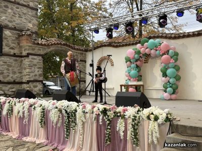 С шестдневно празненство Енина отбеляза своя празник