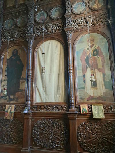 Започва реставрация на иконите в храм „Рождество Богородично“ в Павел баня