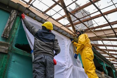 Доброволци от цялата страна се включиха в опазването на 1,000 кв.м. мозайки на монумент Бузлуджа