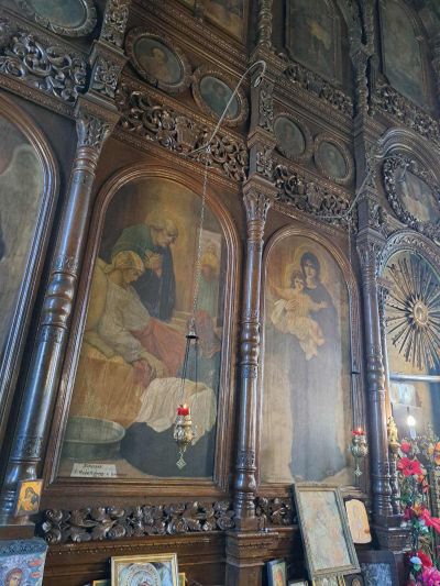 Започва реставрация на иконите в храм „Рождество Богородично“ в Павел баня