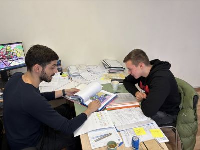 Община Казанлък отвори вратите си за ученици, участващи в инициативата “Мениджър за един ден“