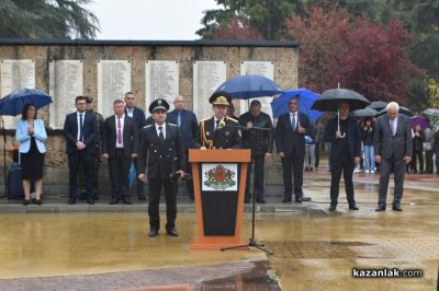 96 стажанти положиха клетва за полицаи в Казанлък