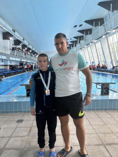 Плувците на „Антим Спорт“ завоюваха нови медали от турнир в Стара Загора