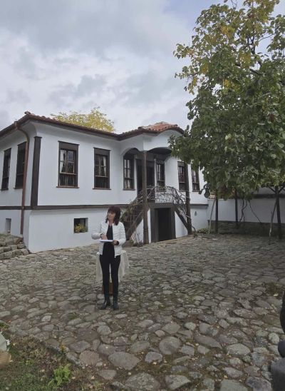 Община Павел баня връчи наградата от литературния конкурс „Стефан Фурнаджиев“