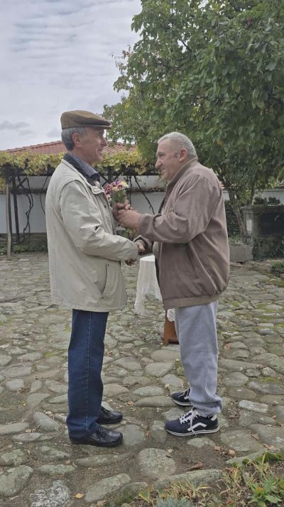 Община Павел баня връчи наградата от литературния конкурс „Стефан Фурнаджиев“