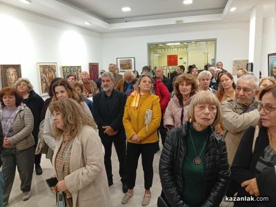 Румен Рачев спечели наградата на “Есенен салон“ 2025 в Казанлък. Антон Радулов - за нов художествен почерк, а Иван Гайдаров - за цялостно творчество