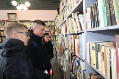 Изнесено обучение по родолюбие за ученици от ПГ по транспорт и транспортен мениджмънт - Казанлък 