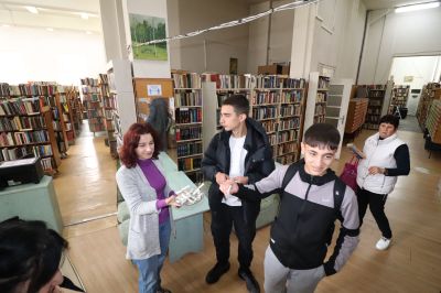 Изнесено обучение по родолюбие за ученици от ПГ по транспорт и транспортен мениджмънт - Казанлък 