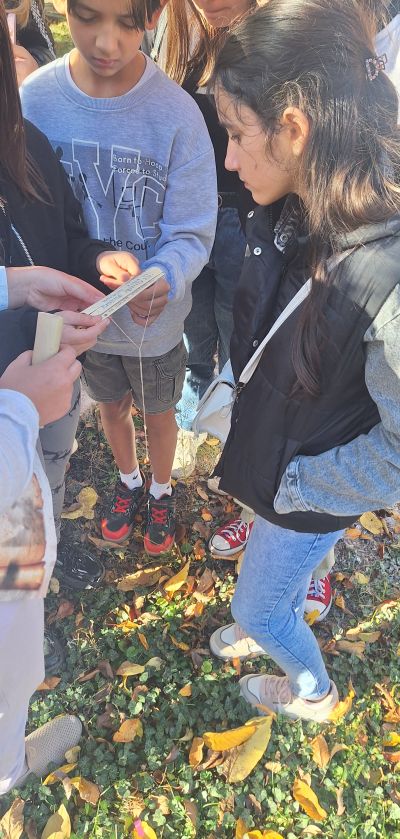 Съвместна инициатива на НЧ „Светлина–1861“, гр. Шипка и ОУ „Чудомир“ – Казанлък по повод Деня на народните будители